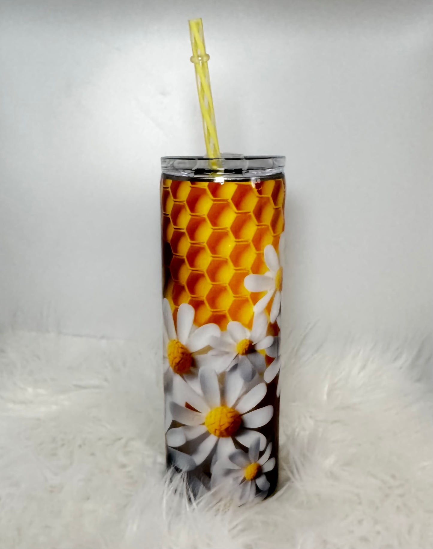 3D Honeycomb and Daisies * Resin Tumbler * Ships Out Immediately * Free Shipping *