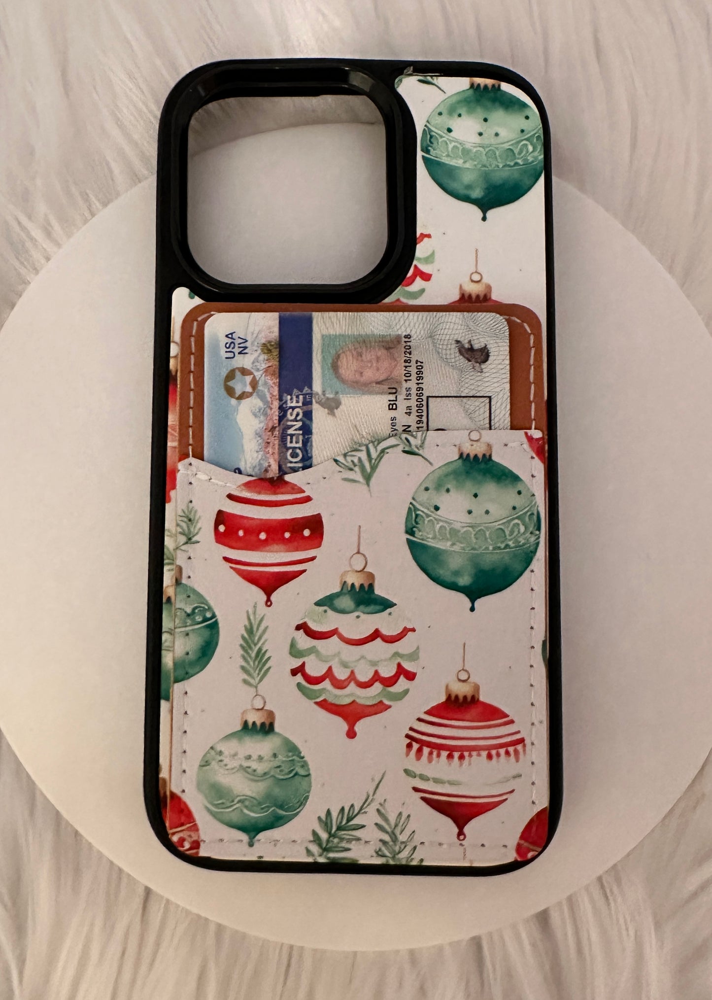 Christmas Themed Apple Cell Phone Case * Mag Safe * W/Optional Card Holder * Free shipping *